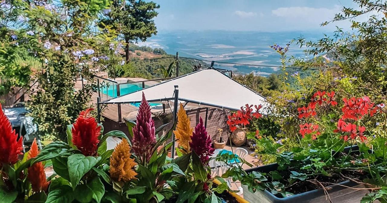 Hotel Panoramic View Isfiya Exterior foto
